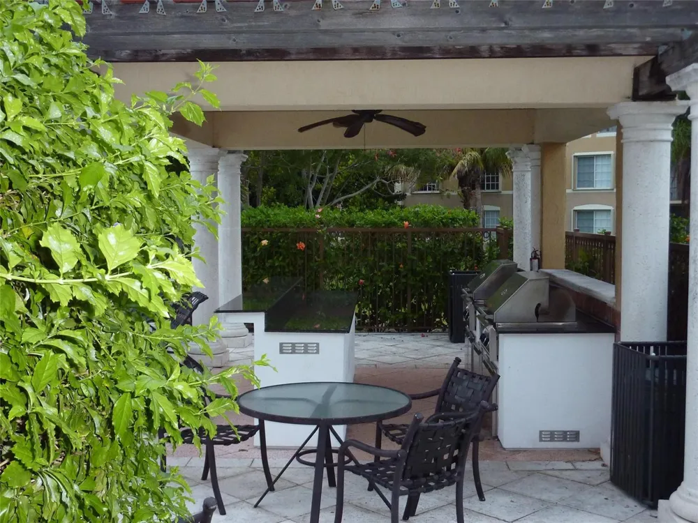 913 Villa Circle #913 Boynton Beach, FL 33435