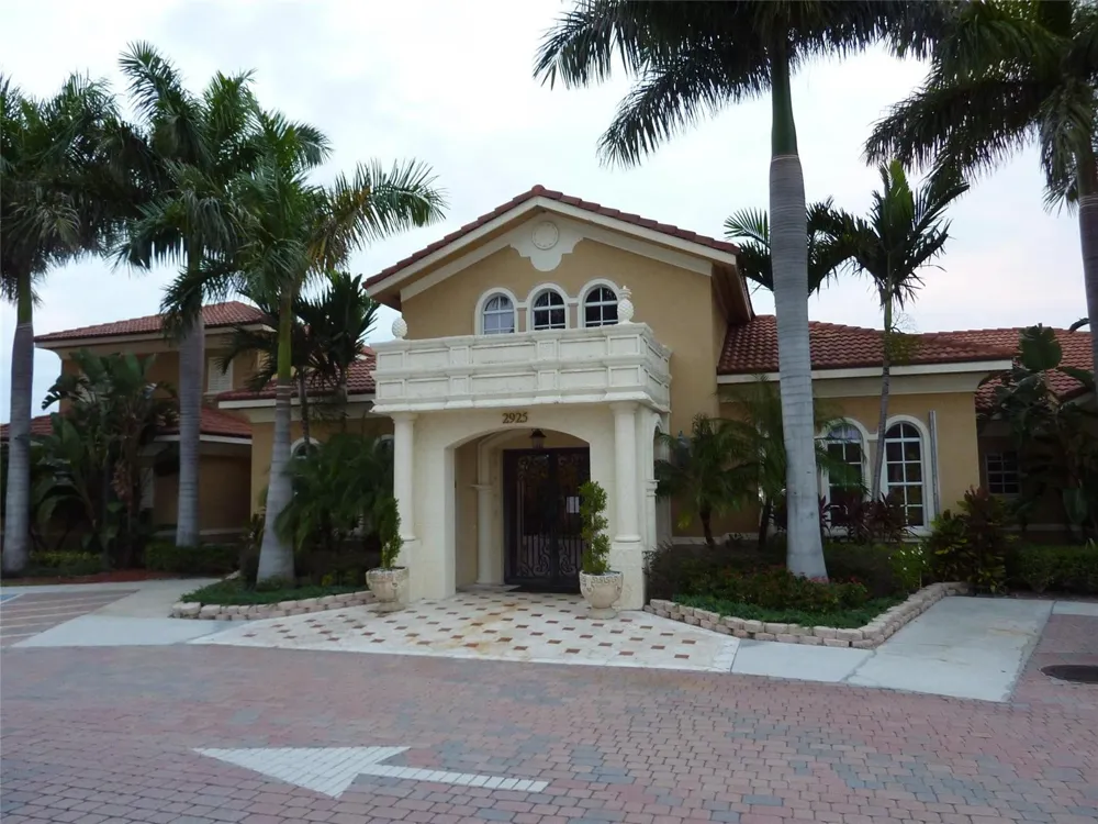 913 Villa Circle #913 Boynton Beach, FL 33435