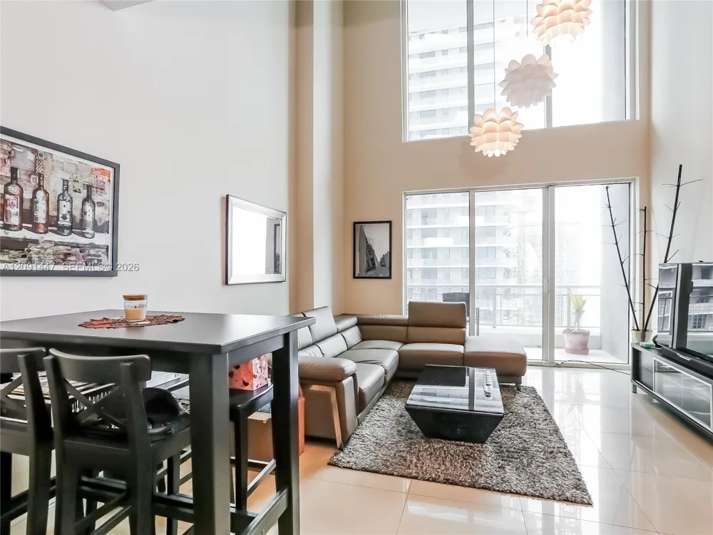 60 SW 13th St #3404 Miami, FL 33130