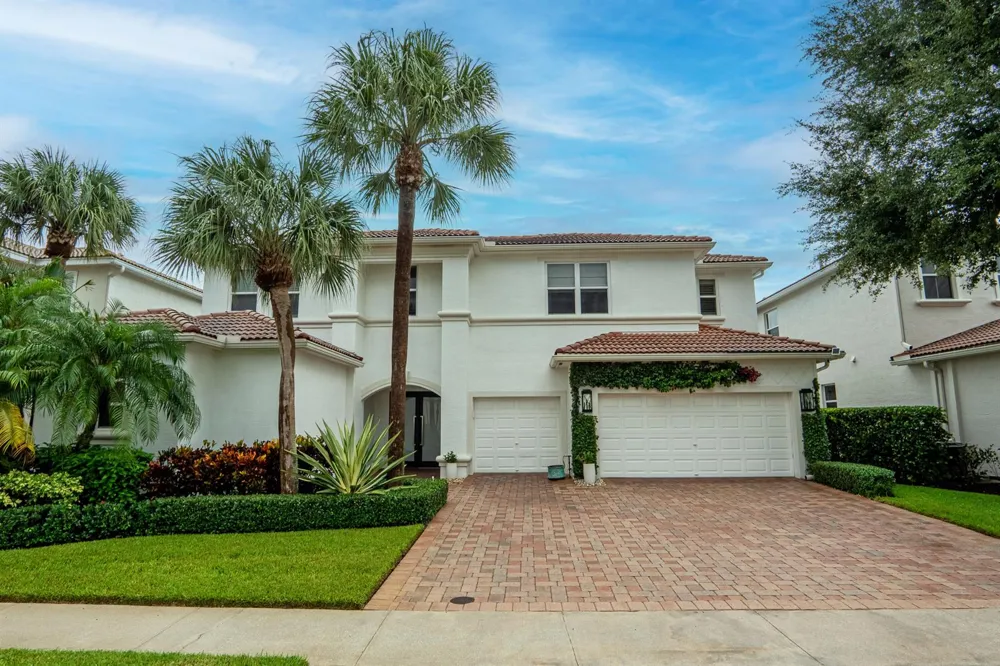 211 Sedona Way Palm Beach Gardens, FL 33418