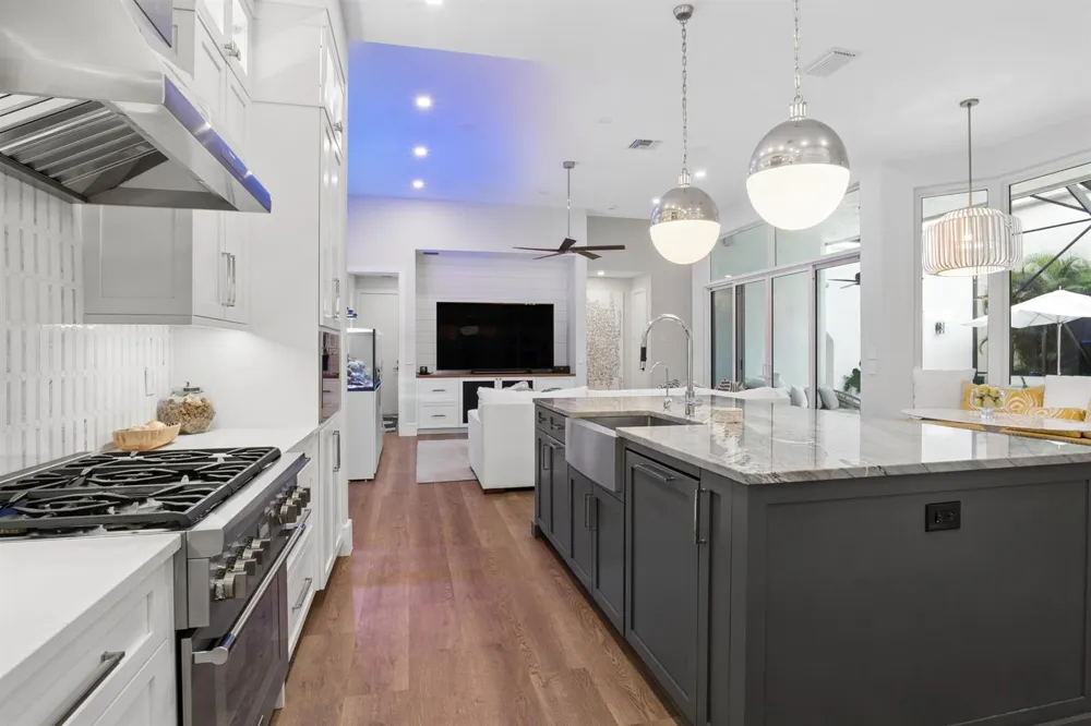 211 Sedona Way Palm Beach Gardens, FL 33418