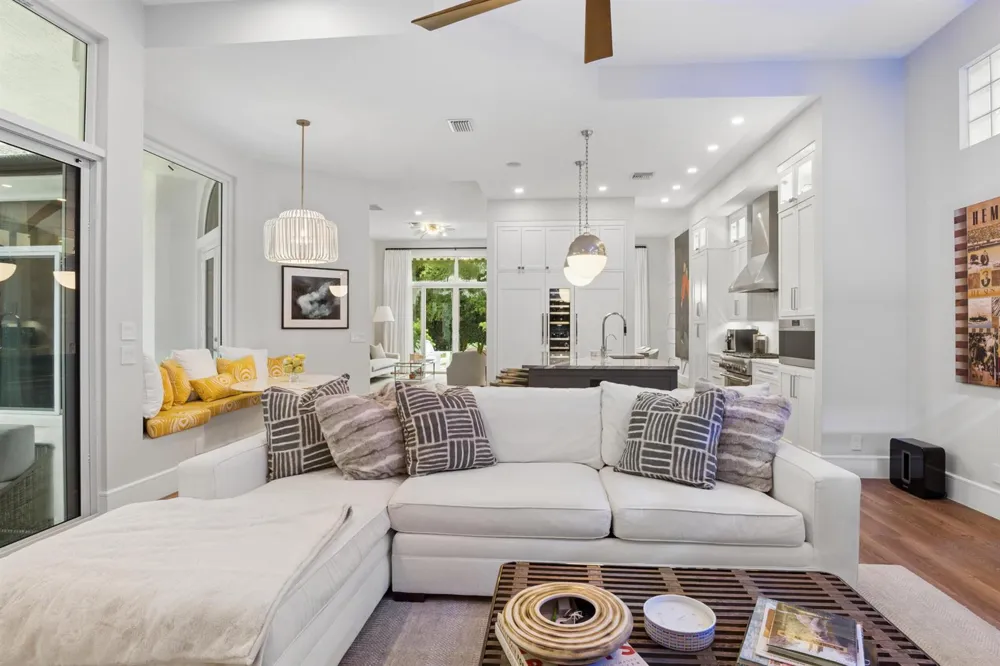 211 Sedona Way Palm Beach Gardens, FL 33418