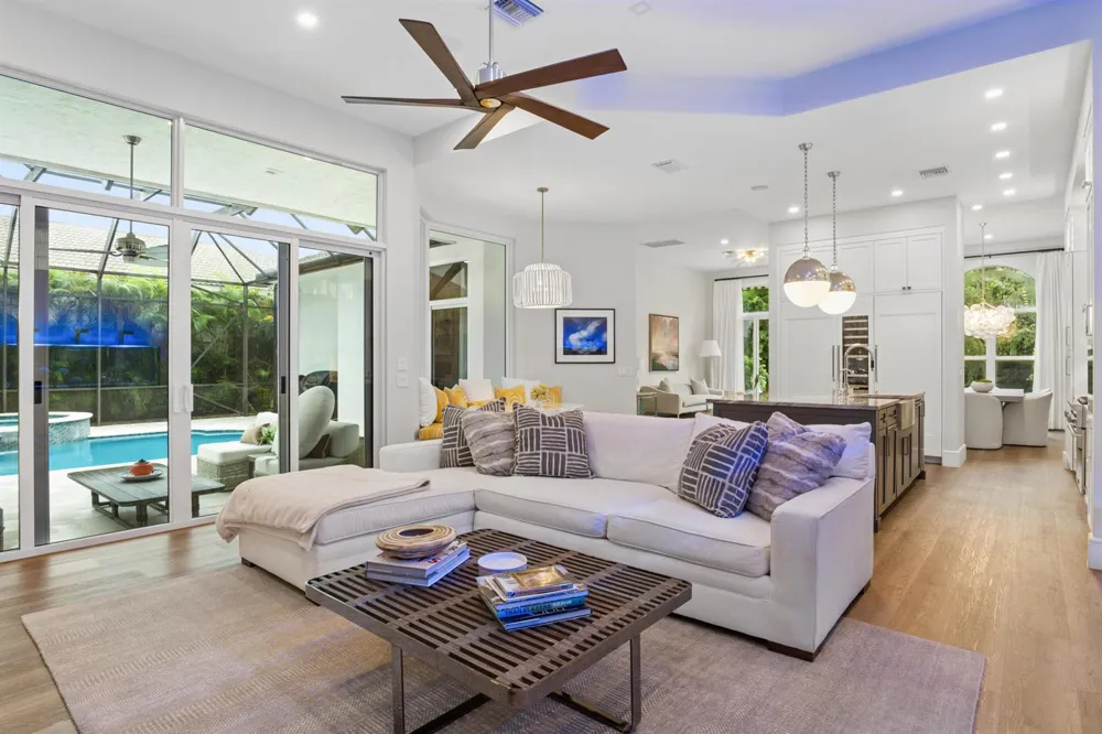 211 Sedona Way Palm Beach Gardens, FL 33418