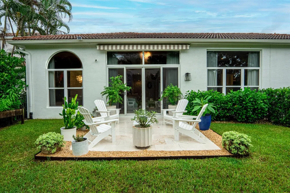 211 Sedona Way Palm Beach Gardens, FL 33418