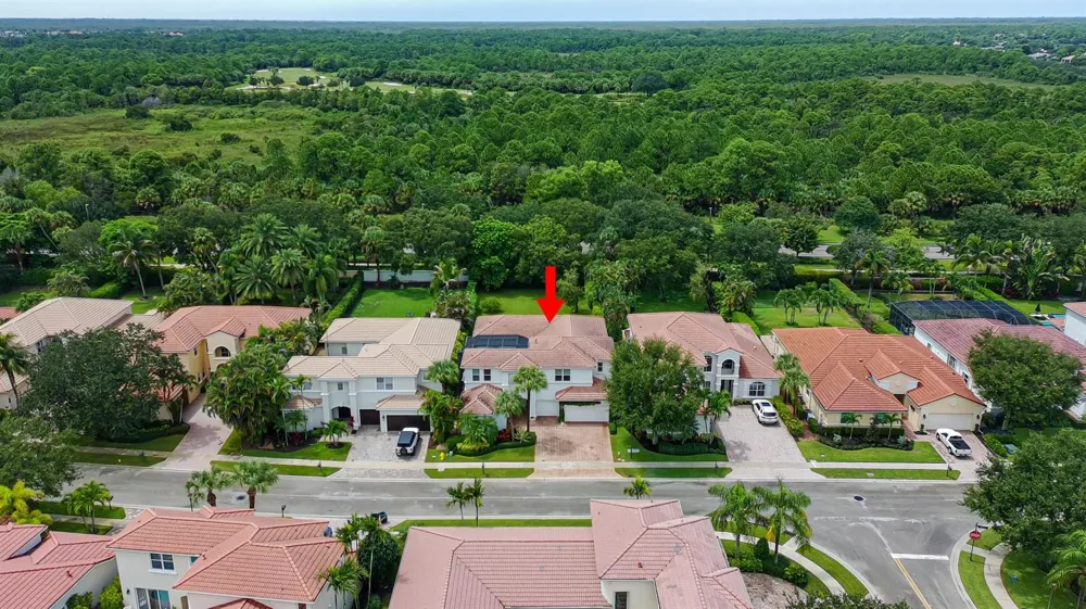 211 Sedona Way Palm Beach Gardens, FL 33418