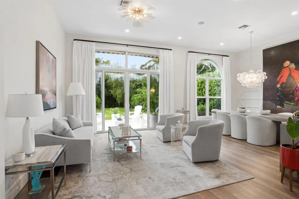 211 Sedona Way Palm Beach Gardens, FL 33418