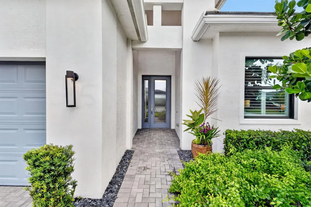 15811 Key Biscayne Lane Westlake, FL 33470