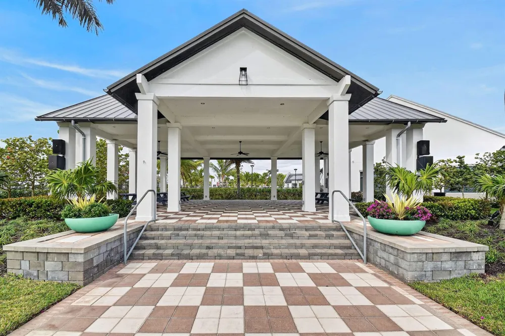 15811 Key Biscayne Lane Westlake, FL 33470
