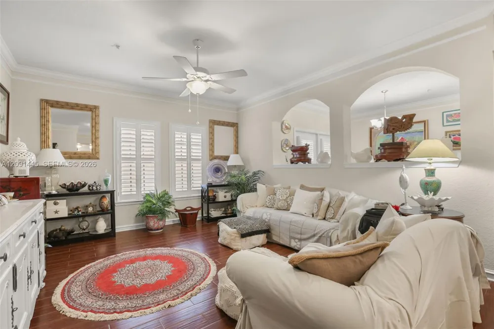 211 Longview Ave #101 Kissimmee, FL 34747