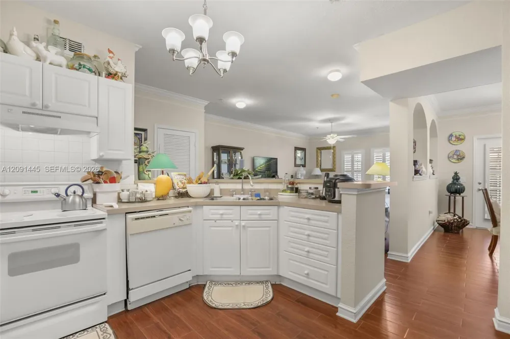 211 Longview Ave #101 Kissimmee, FL 34747