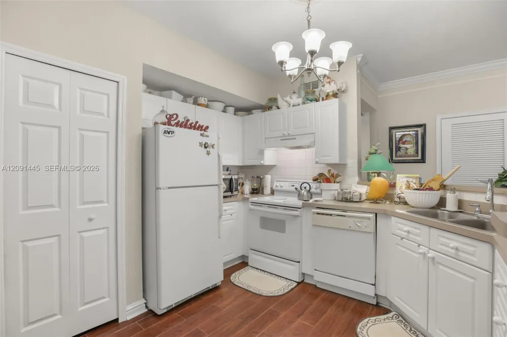 211 Longview Ave #101 Kissimmee, FL 34747