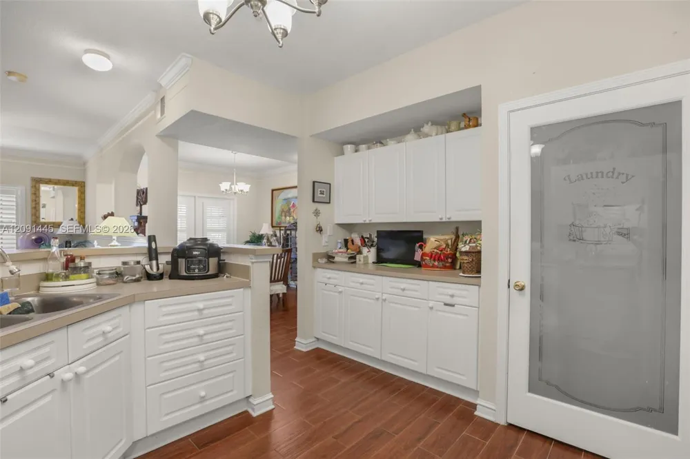 211 Longview Ave #101 Kissimmee, FL 34747
