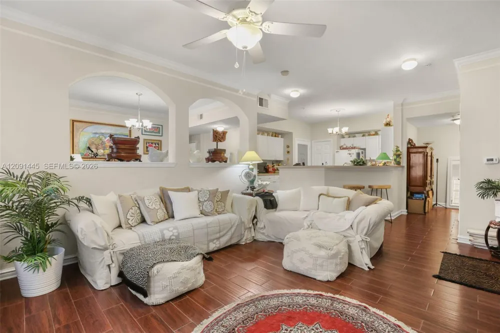 211 Longview Ave #101 Kissimmee, FL 34747