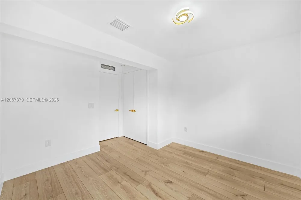 8978 SW 49th St Cooper City, FL 33328