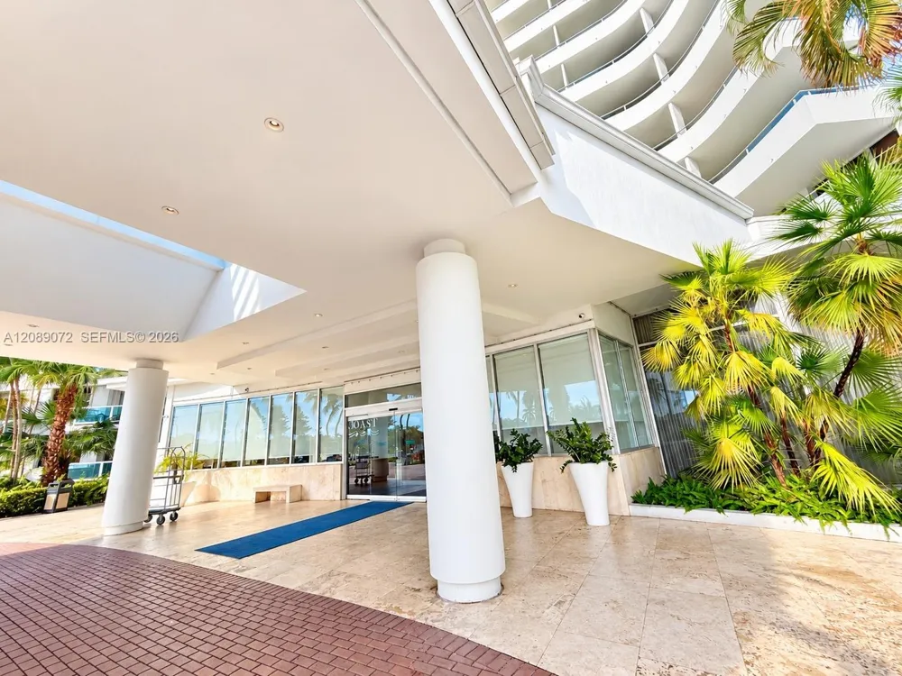 5161 Collins Ave #310 Miami Beach, FL 33140