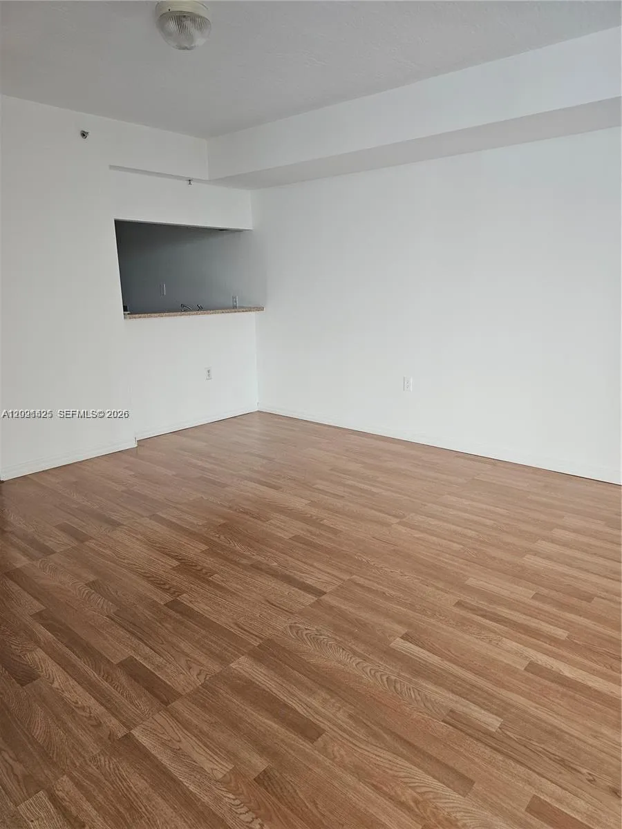 102 SW 6th Ave #604 Miami, FL 33130
