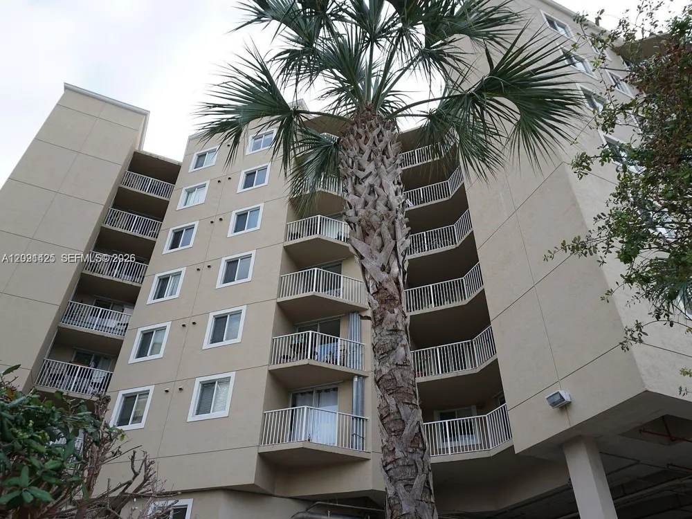 102 SW 6th Ave #604 Miami, FL 33130