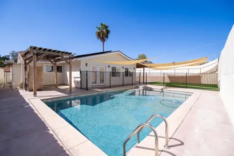 13553 Carriage Road