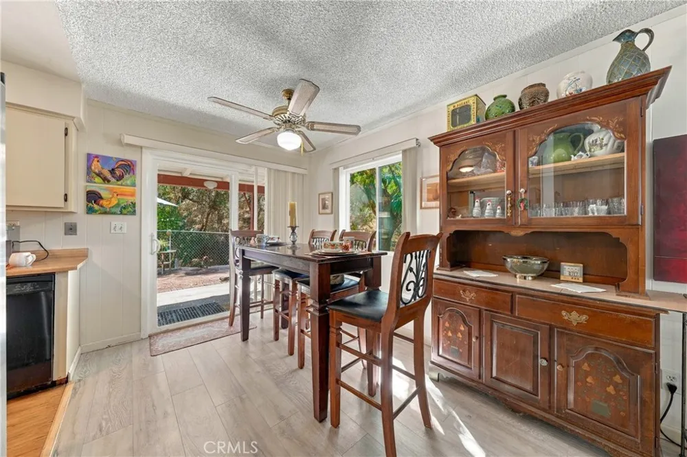 6633 Victoria Lucerne, CA 95458