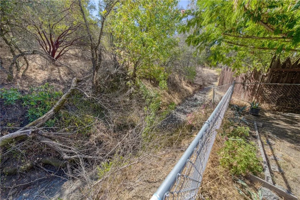 6633 Victoria Lucerne, CA 95458