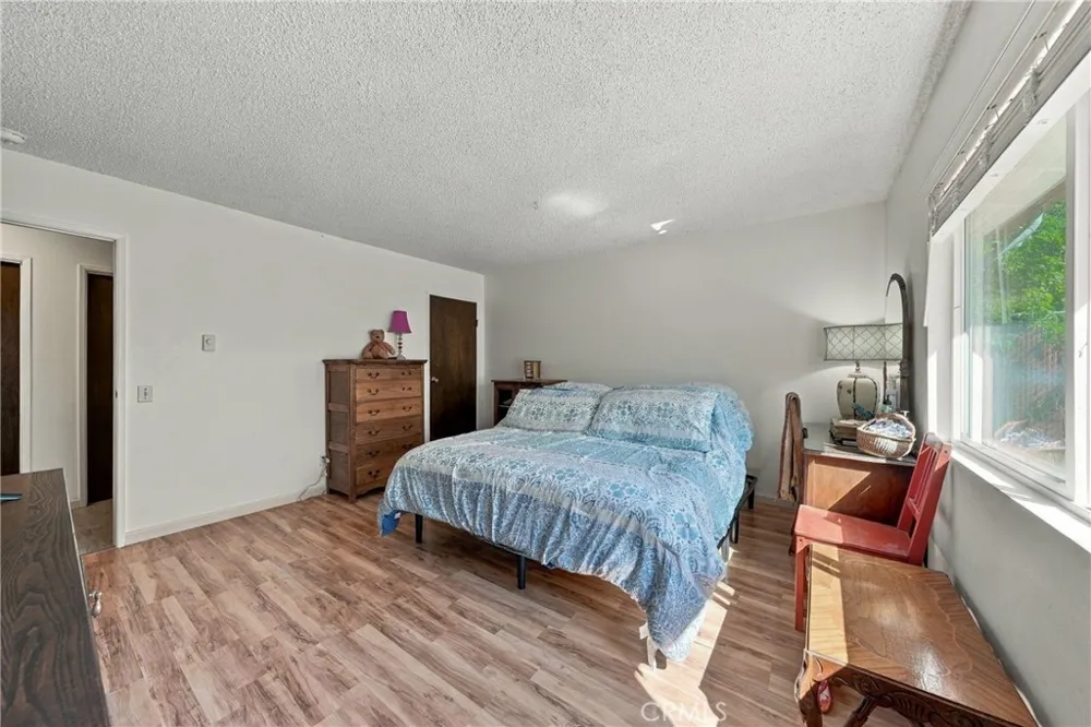 6633 Victoria Lucerne, CA 95458