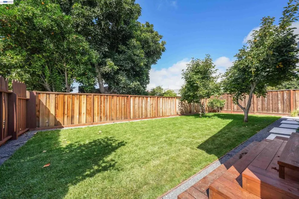 31967 Albany St Hayward, CA 94544