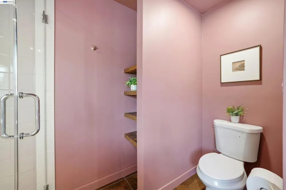 31967 Albany St Hayward, CA 94544