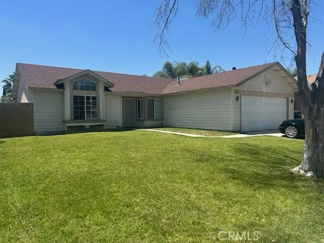2283 Chatka San Bernardino, CA 92410