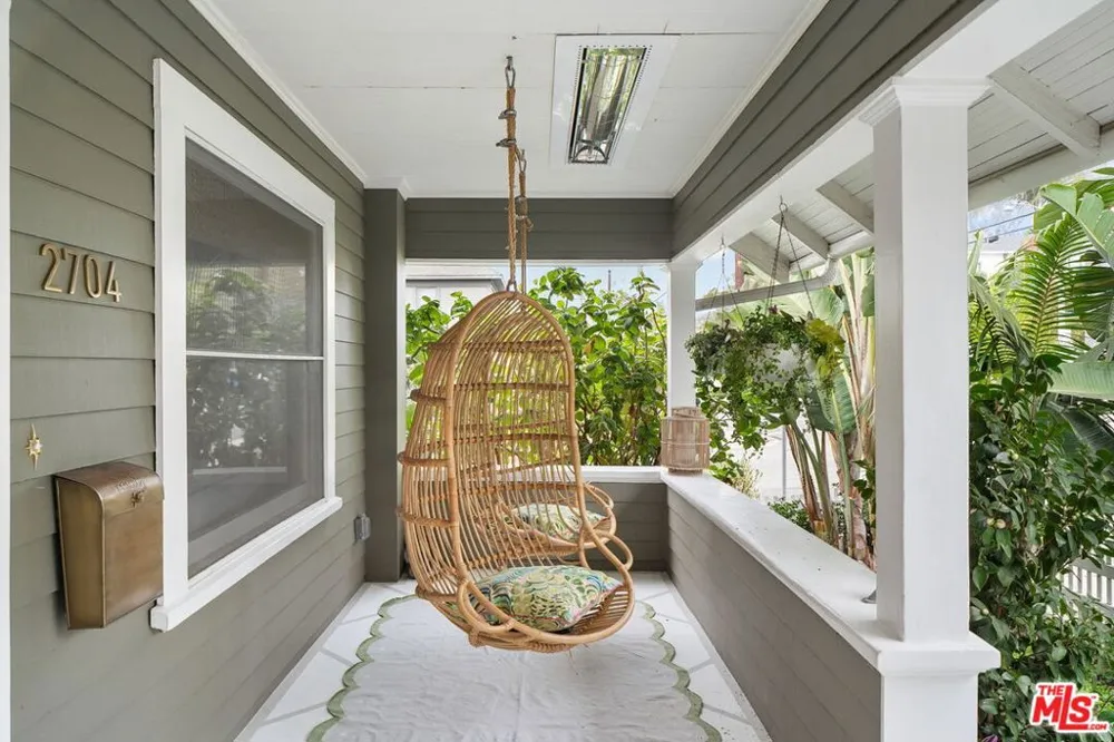 2704 3rd Street Santa Monica, CA 90405