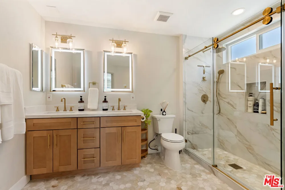 25401 Champlain Road Laguna Hills, CA 92653