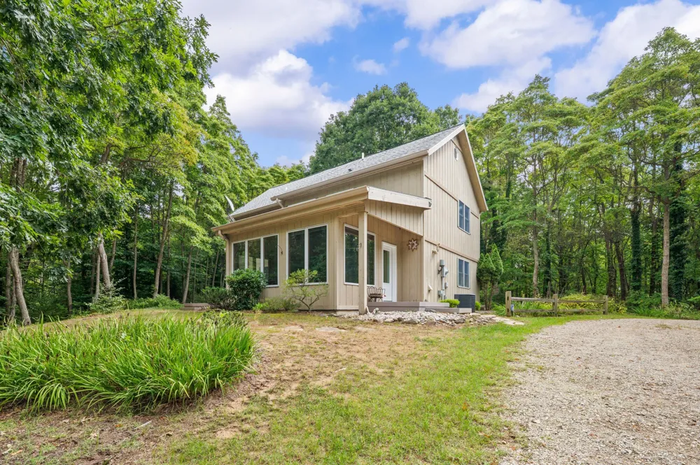 5471 Little Paw Paw Lake Road Coloma, MI 49038