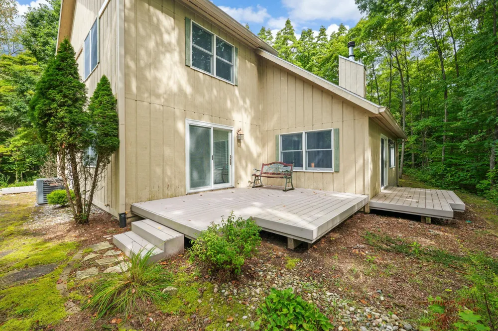 5471 Little Paw Paw Lake Road Coloma, MI 49038