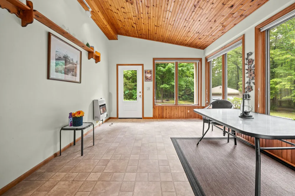 5471 Little Paw Paw Lake Road Coloma, MI 49038