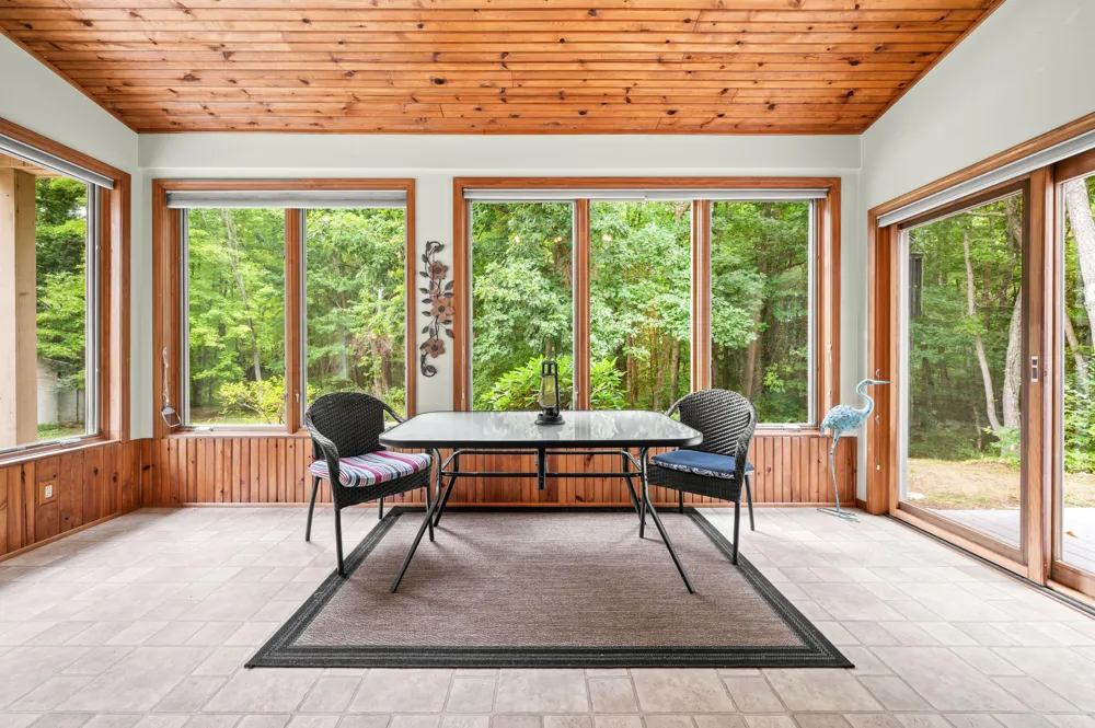 5471 Little Paw Paw Lake Road Coloma, MI 49038