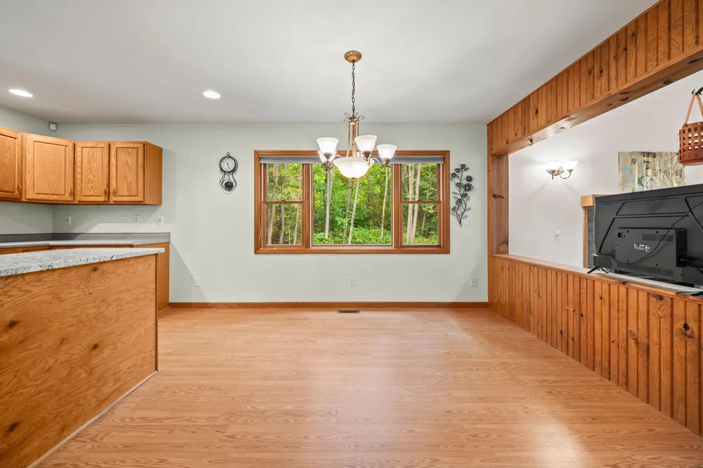 5471 Little Paw Paw Lake Road Coloma, MI 49038