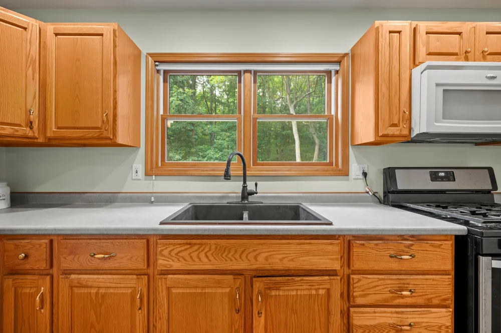 5471 Little Paw Paw Lake Road Coloma, MI 49038