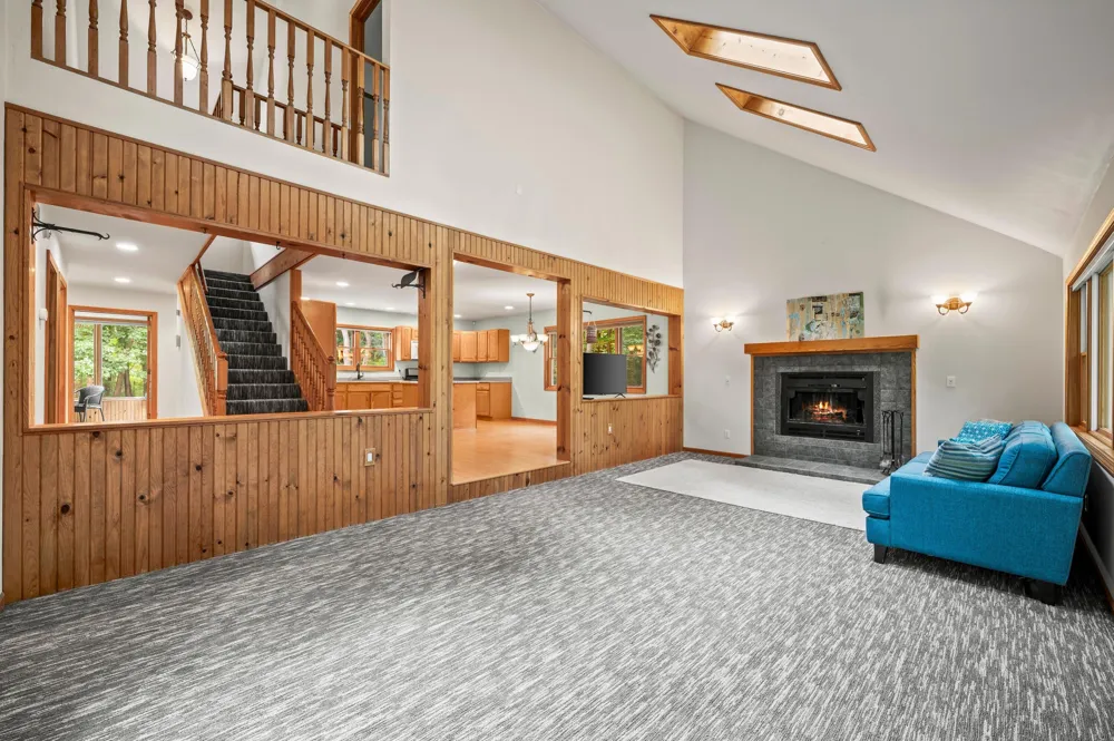 5471 Little Paw Paw Lake Road Coloma, MI 49038