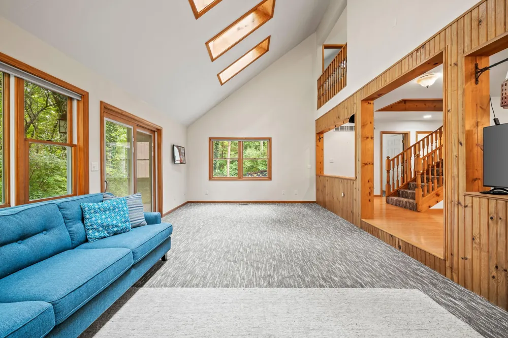 5471 Little Paw Paw Lake Road Coloma, MI 49038