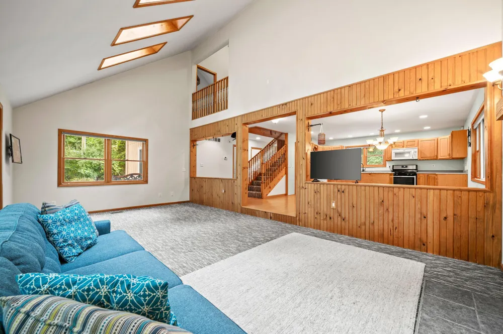 5471 Little Paw Paw Lake Road Coloma, MI 49038