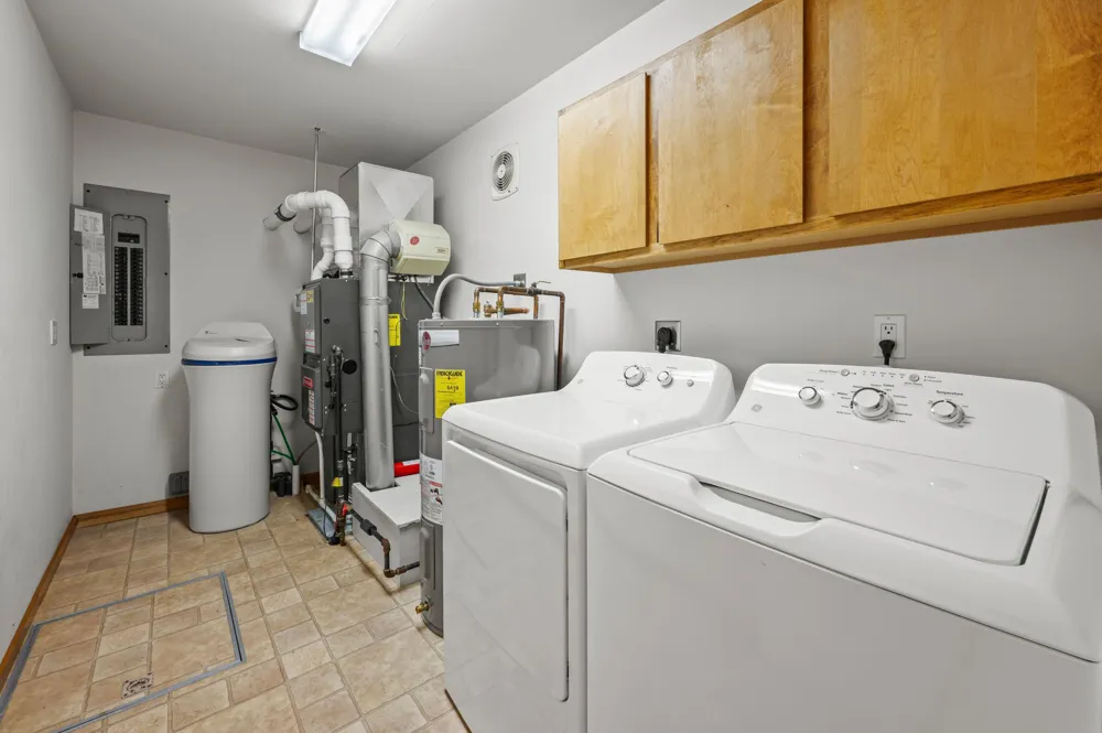 5471 Little Paw Paw Lake Road Coloma, MI 49038