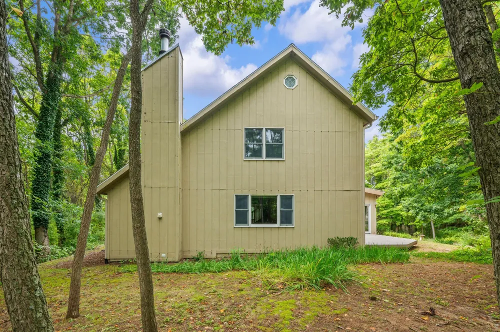 5471 Little Paw Paw Lake Road Coloma, MI 49038