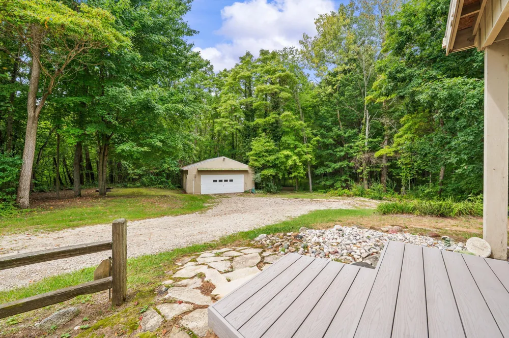5471 Little Paw Paw Lake Road Coloma, MI 49038