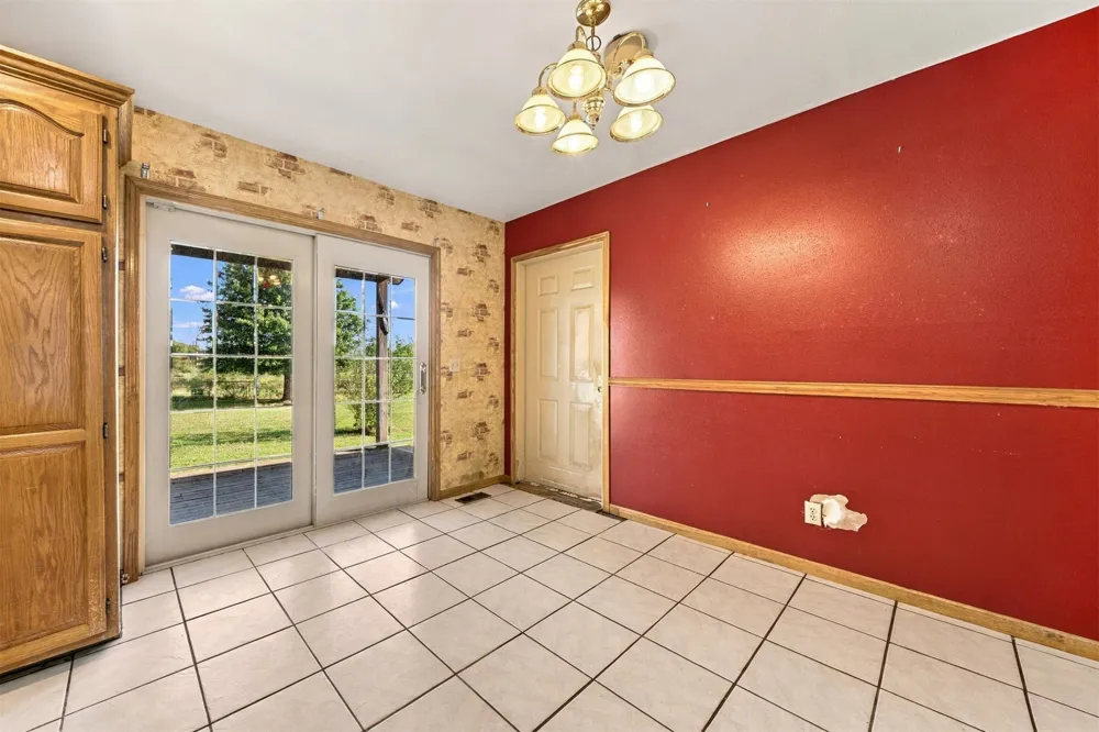 768 E Main Street Adair, OK 74330