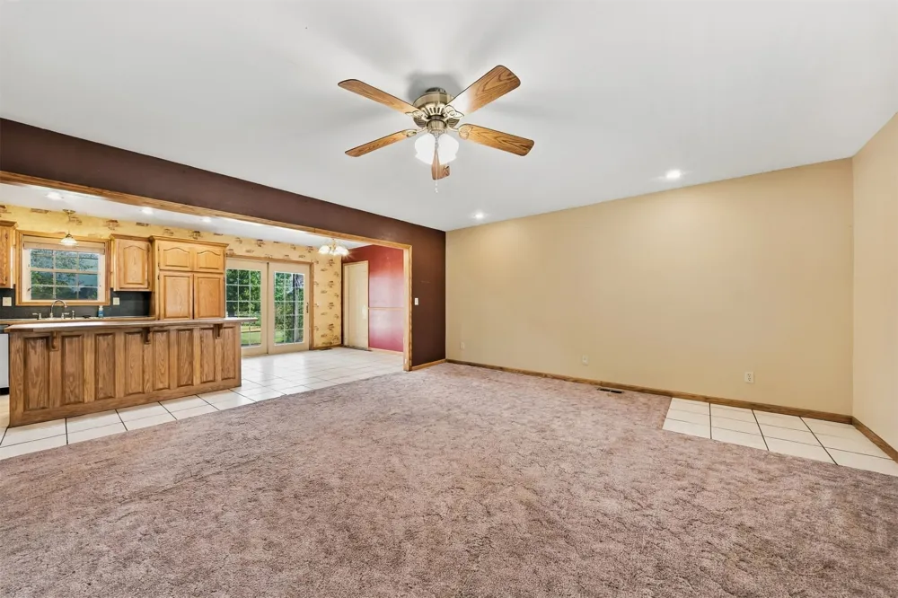 768 E Main Street Adair, OK 74330