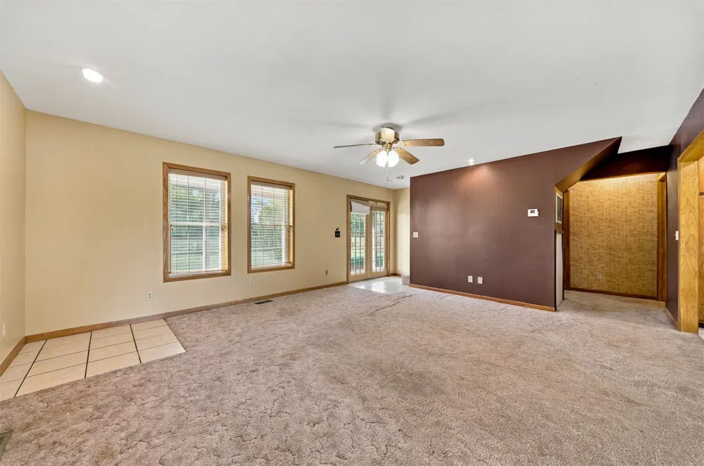 768 E Main Street Adair, OK 74330