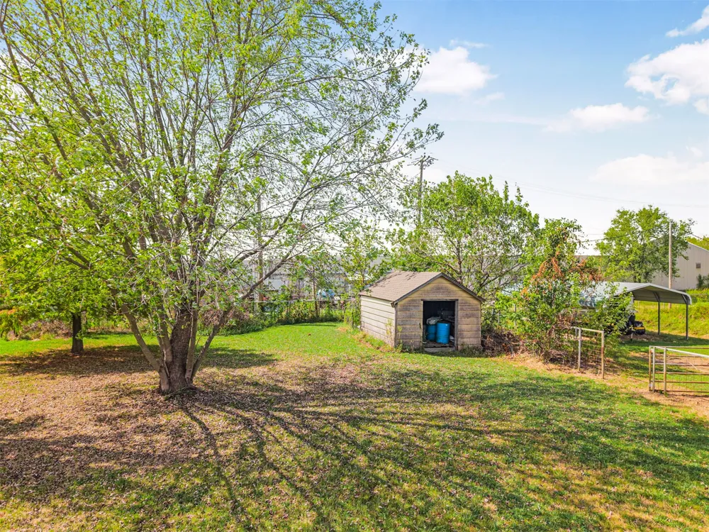 768 E Main Street Adair, OK 74330