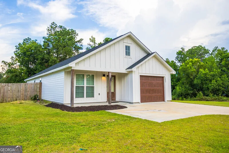 1803 Northside DR Valdosta, GA 31602