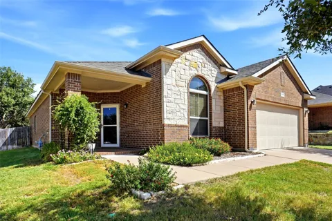 1221 Glenwood Drive