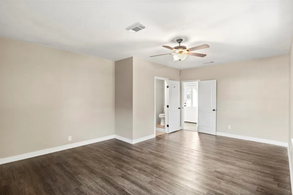 360 Rockett Lane Pecan Hill, TX 75154