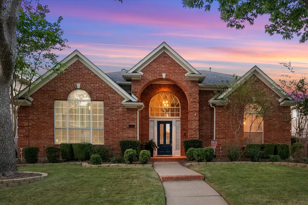 245 Bear Hollow Keller, TX 76248